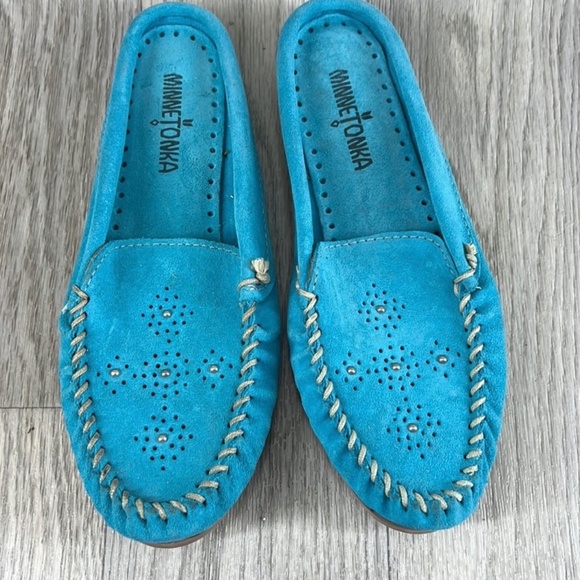 Minnetonka Leila Turquoise Mules - Picture 6 of 7